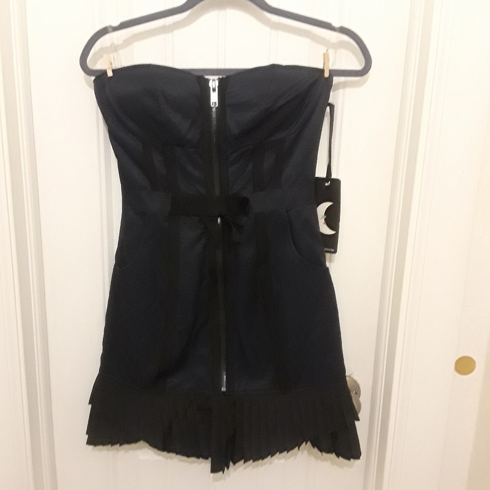 Sassy Forever 21 Twist Dress